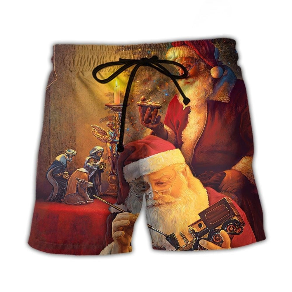 Spirit Of Christmas Santa Art – Beach Short