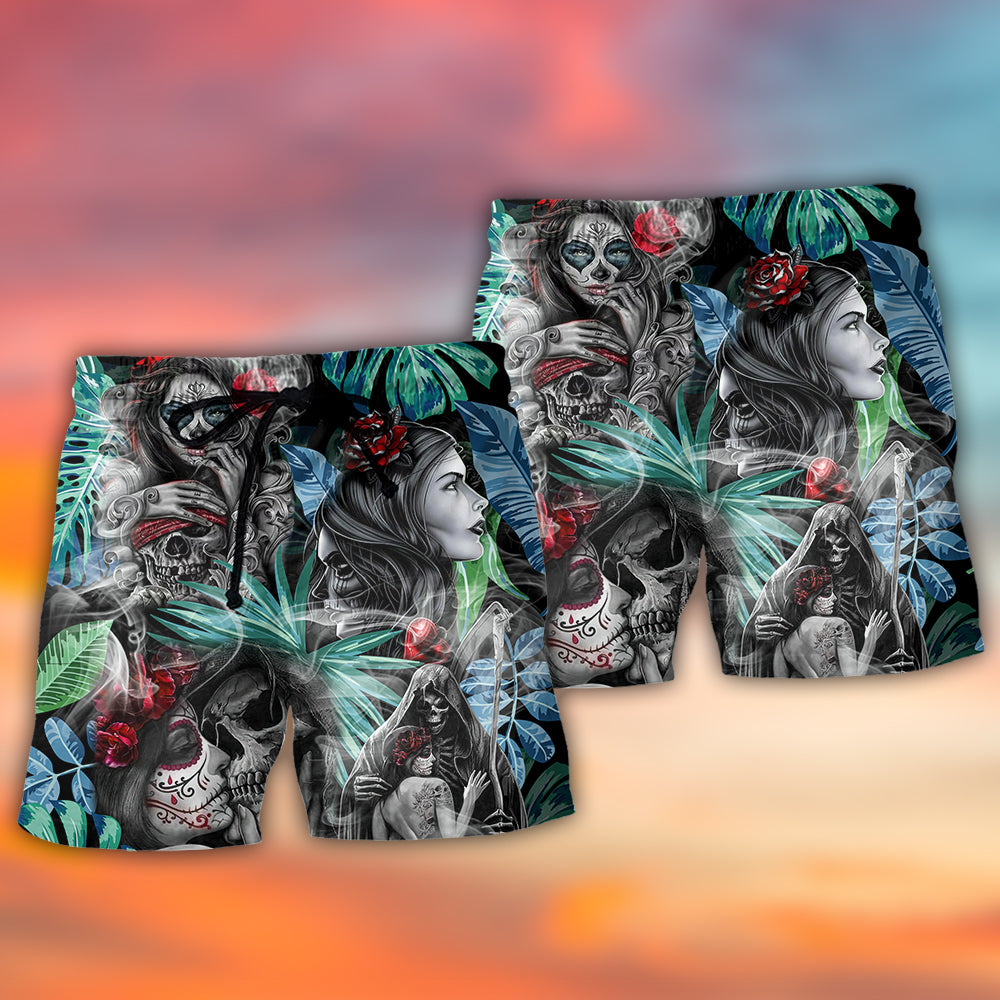 Skull Tropical White Smoke Red Flower – Beach Short