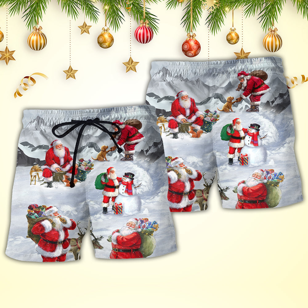 Christmas Santa In Snowy Mountain Art – Beach Short