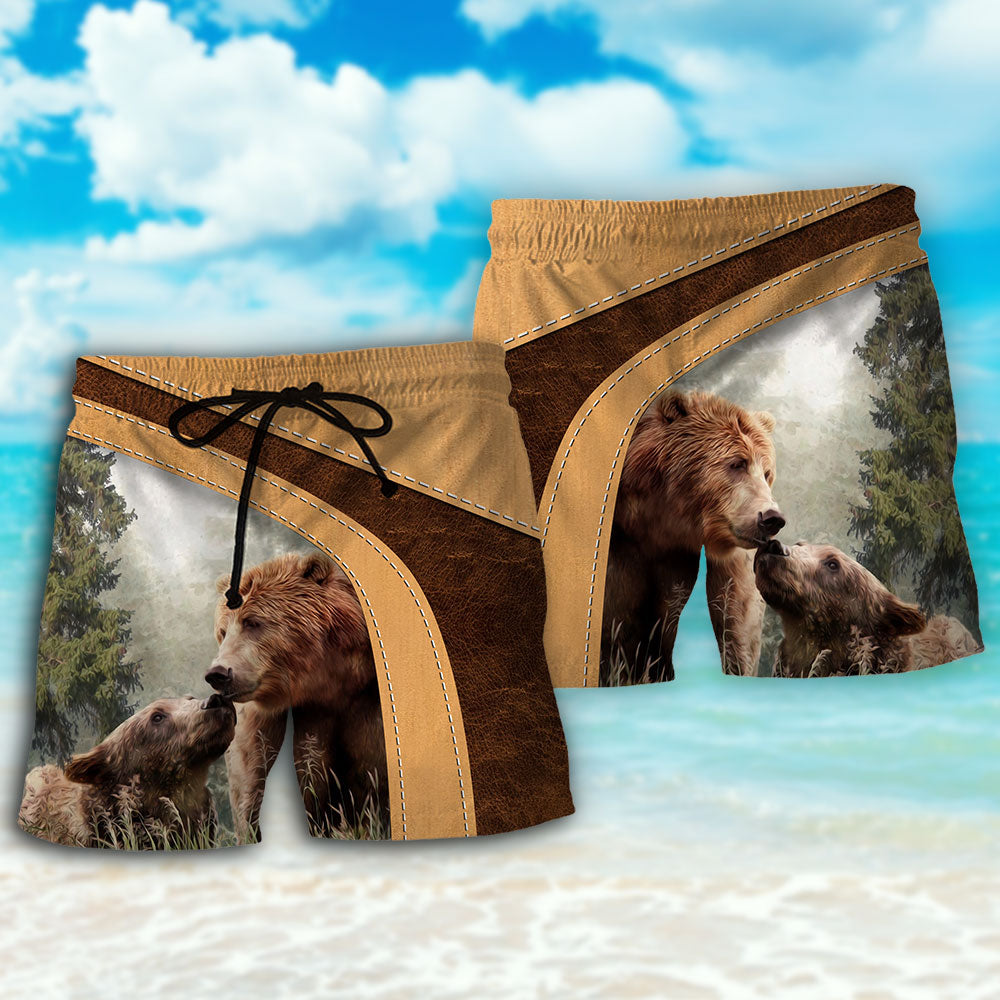 Old Bear And Honey Woodland – Beach Short
