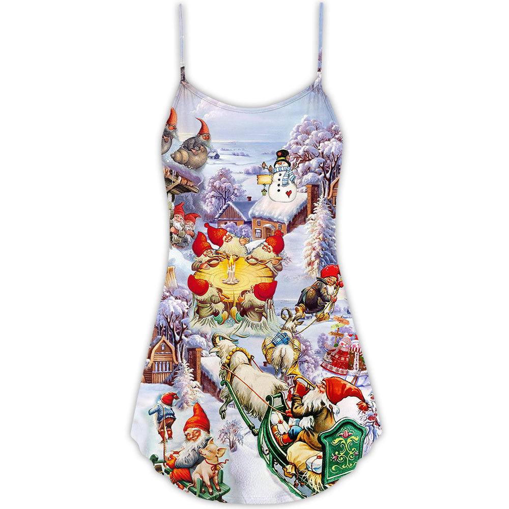 Santa And Gnomes Christmas Fun – Women's Summer Sleeveless V-Neck Camisole Dress