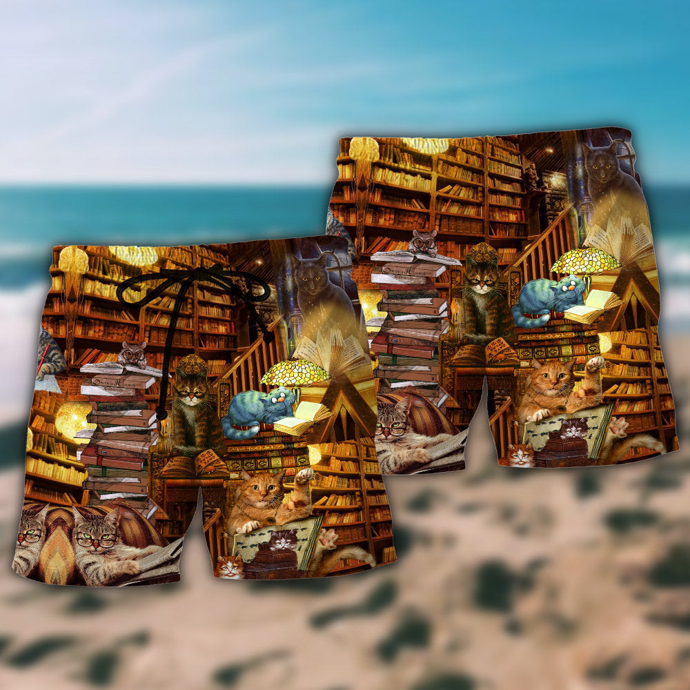 Book Lover Cats Reading Vintage Art – Beach Short