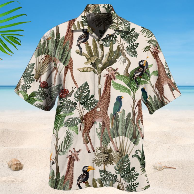 Giraffe Tropical Life Basic Style – Hawaiian Shirt
