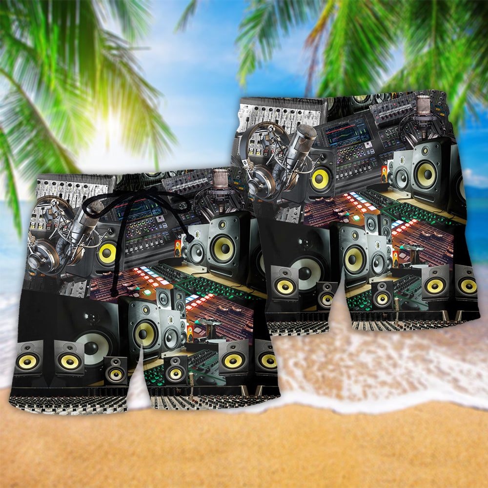 Music Great Studio Black Style - Beach Short