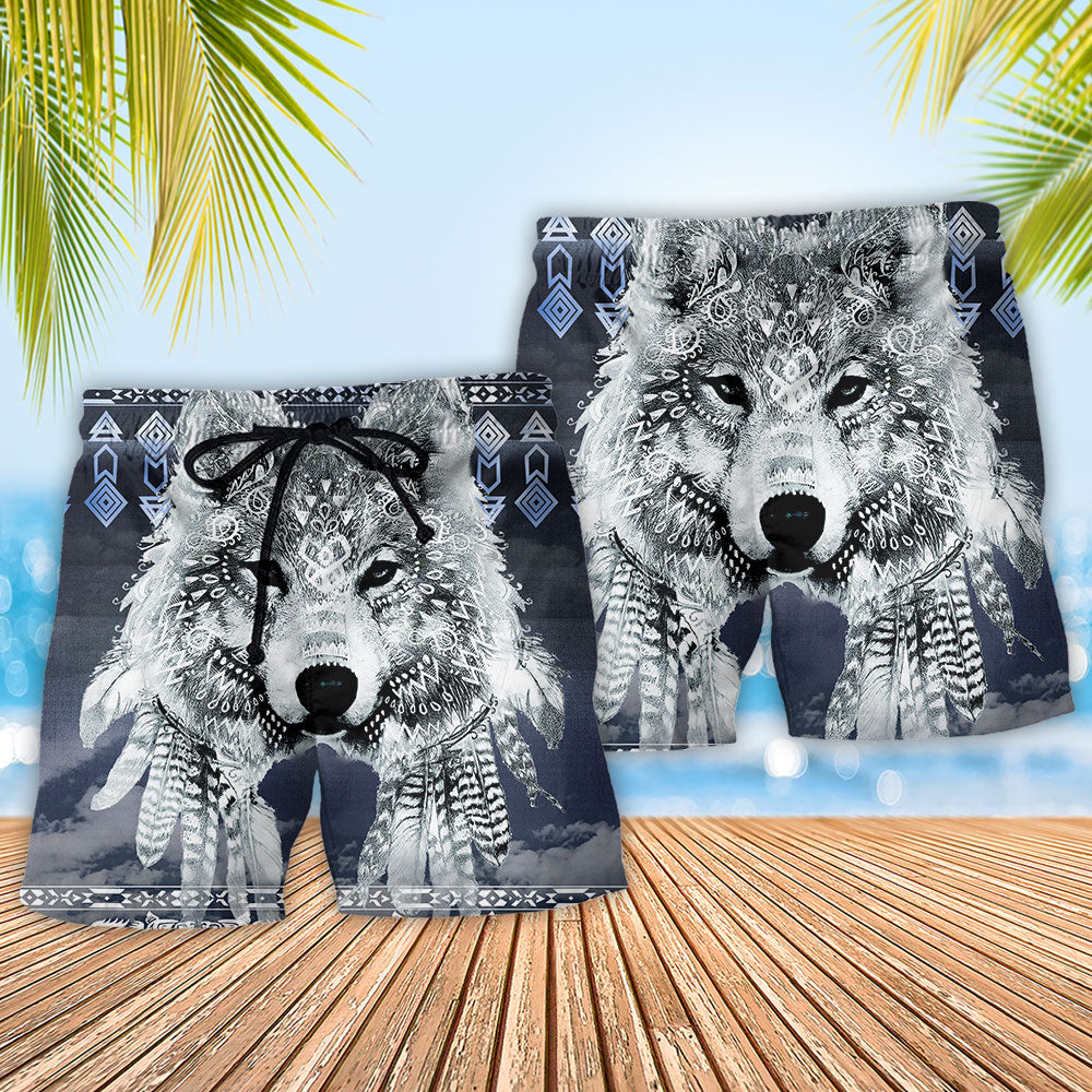 Native Style Peace Love Wolf Art - Beach Short