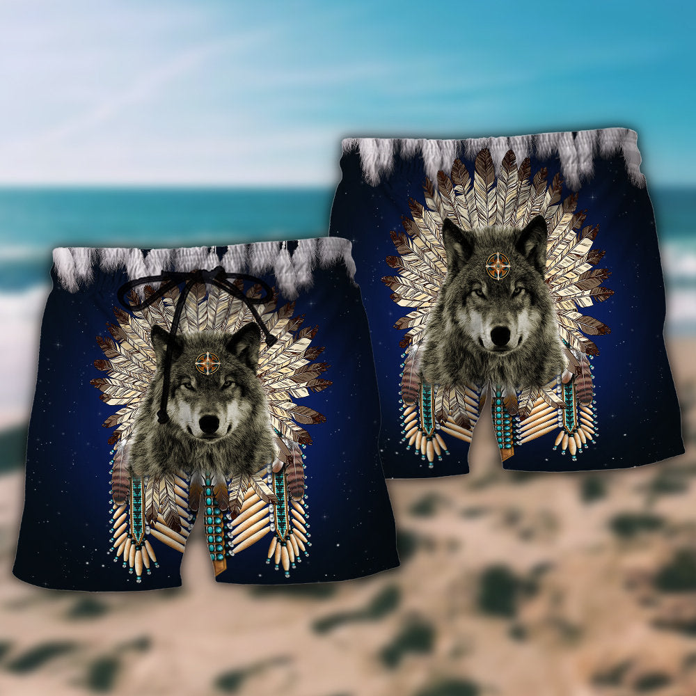 Native Wolf Feather Pattern Art – Beach Short