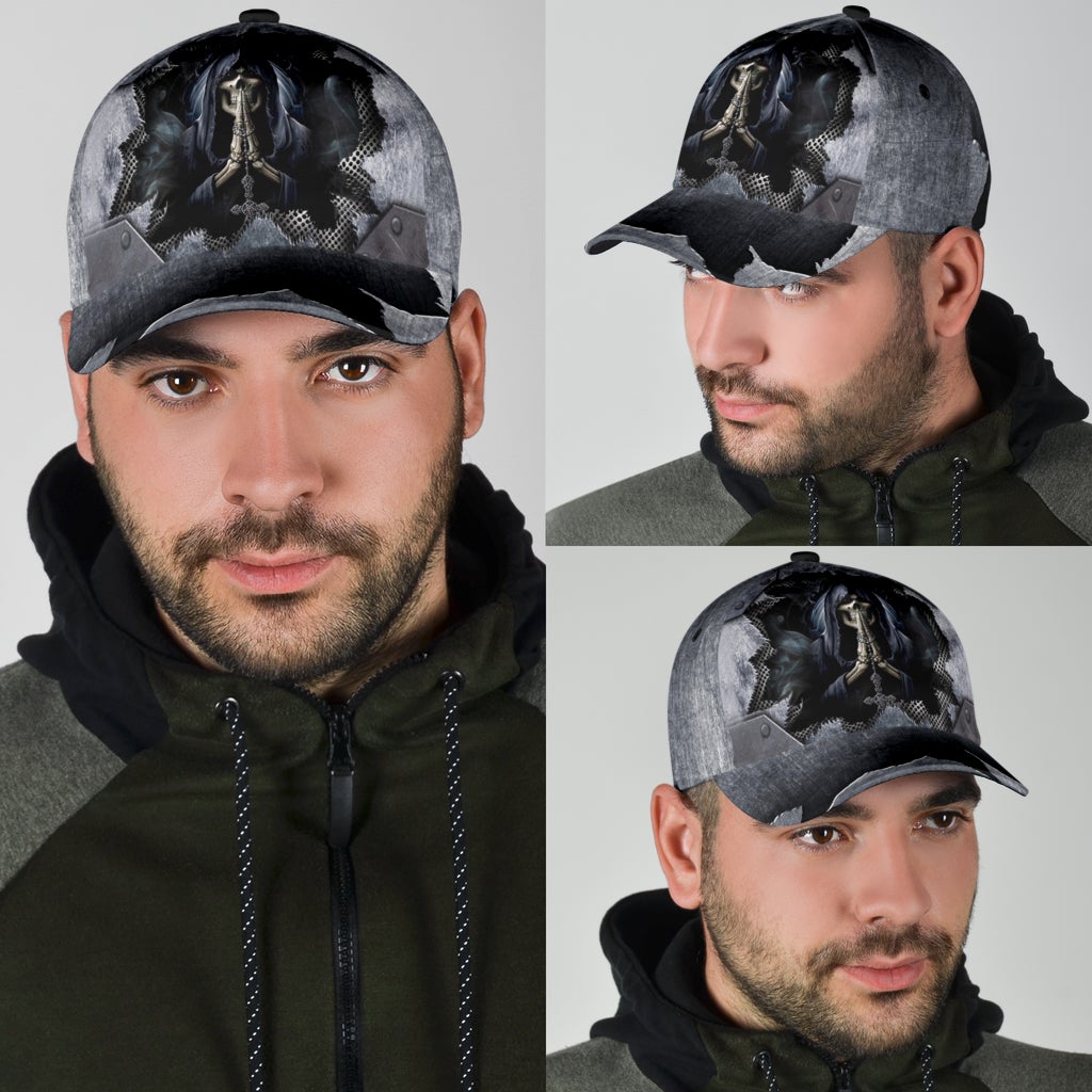 Skull With Cross Dark Faith Style – Classic Cap
