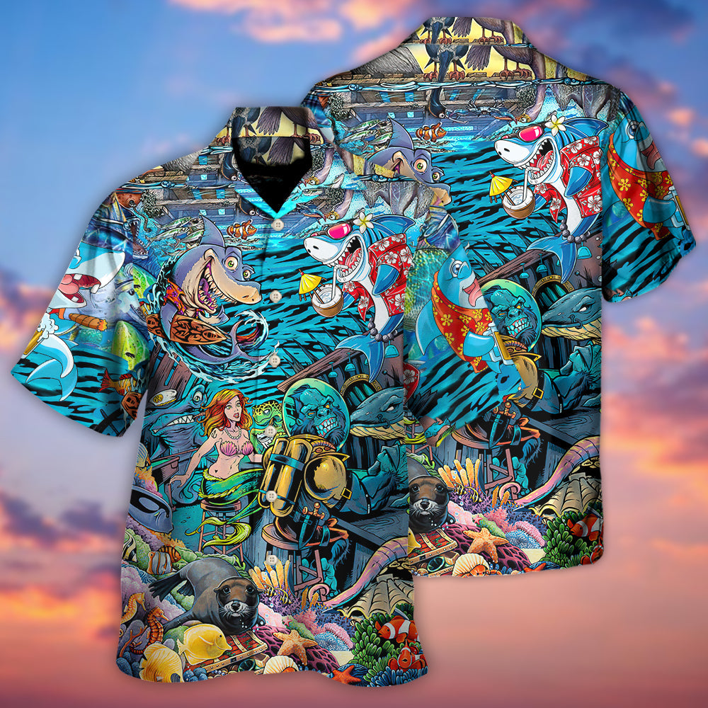 Shark Bar With Animal Underwater - Hawaiian Shirt - Reefox