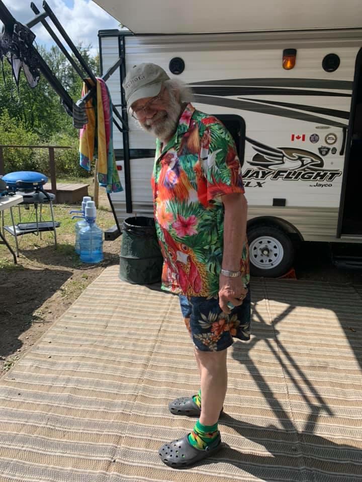 Chicken Loves Summer Tropical Style - Hawaiian Shirt - Reefox