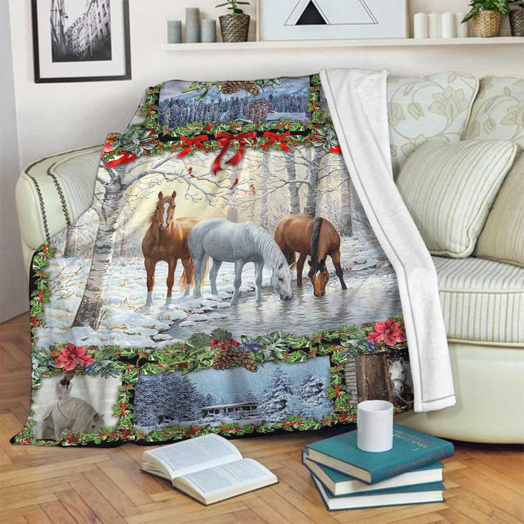 Horse Christmas Flannel Blanket For Relaxing At Home And Travel