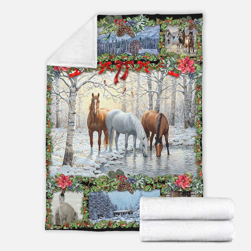 Horse Christmas Flannel Blanket For Cozy Home Lounging And Gifting