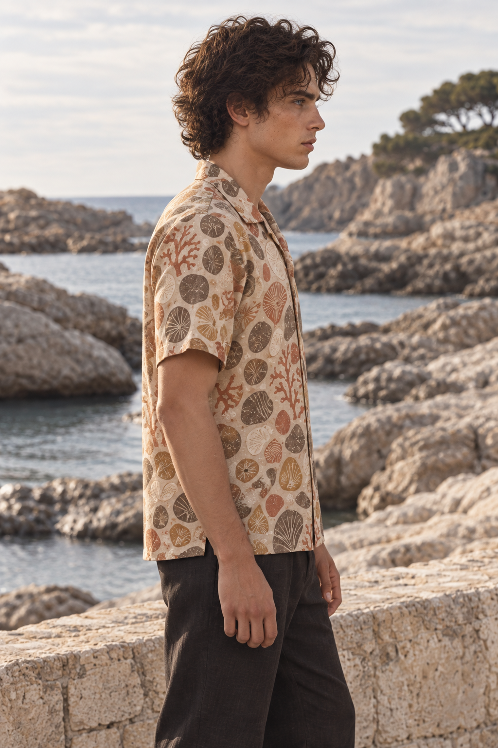 Men's Afterglow Tidepool Mosaic Hawaiian Shirt – Pale sand