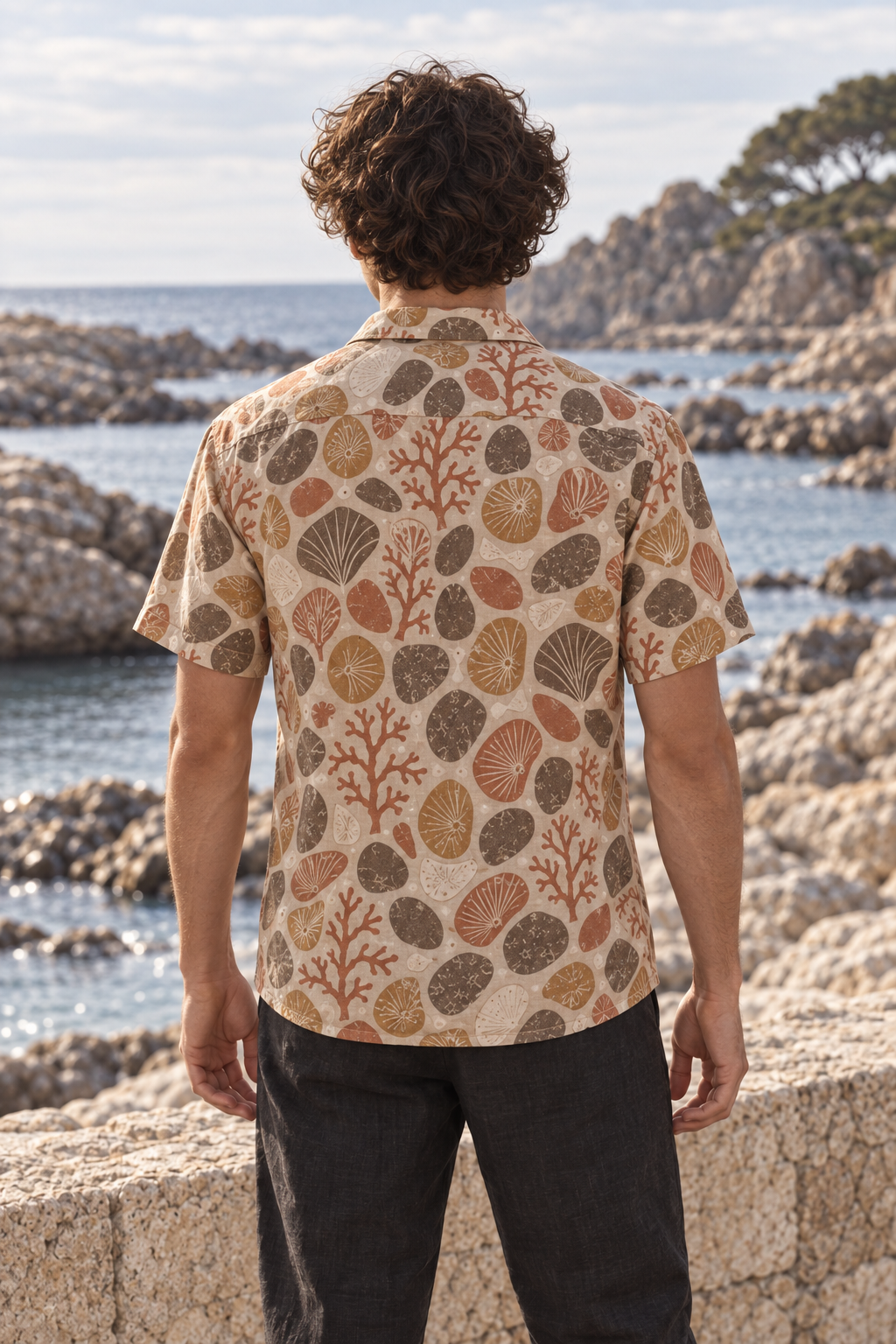 Men's Afterglow Tidepool Mosaic Hawaiian Shirt – Pale sand