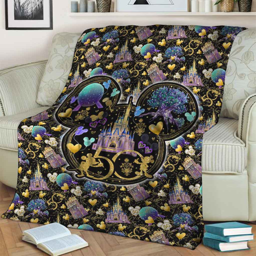 Retro Celebration Cartoon Flannel Blanket For Relaxing At Home And Travel