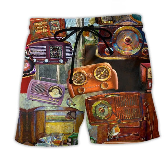 Vintage Radio Peaceful Morning Art – Beach Short
