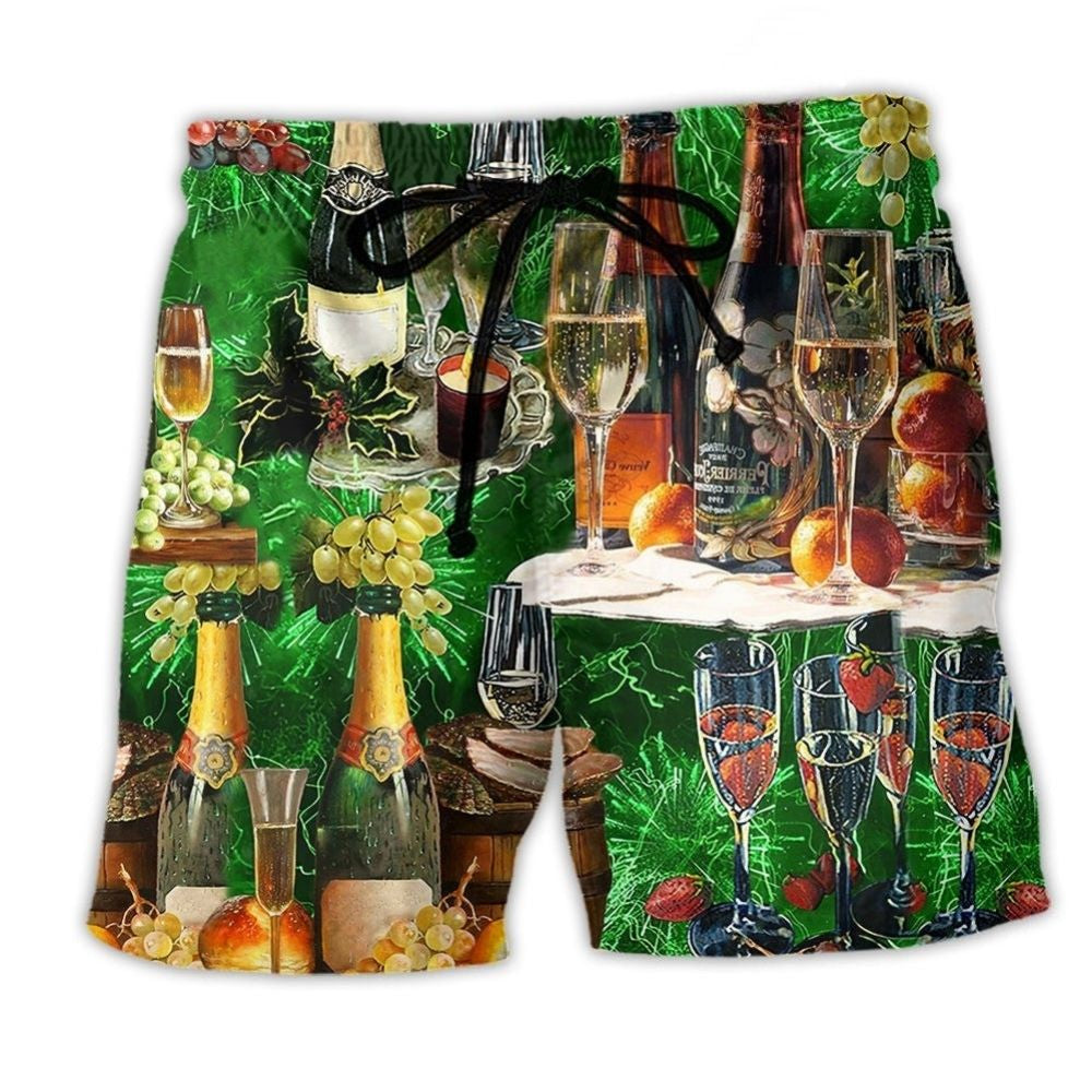 Wine Lover Green Art – Beach Short