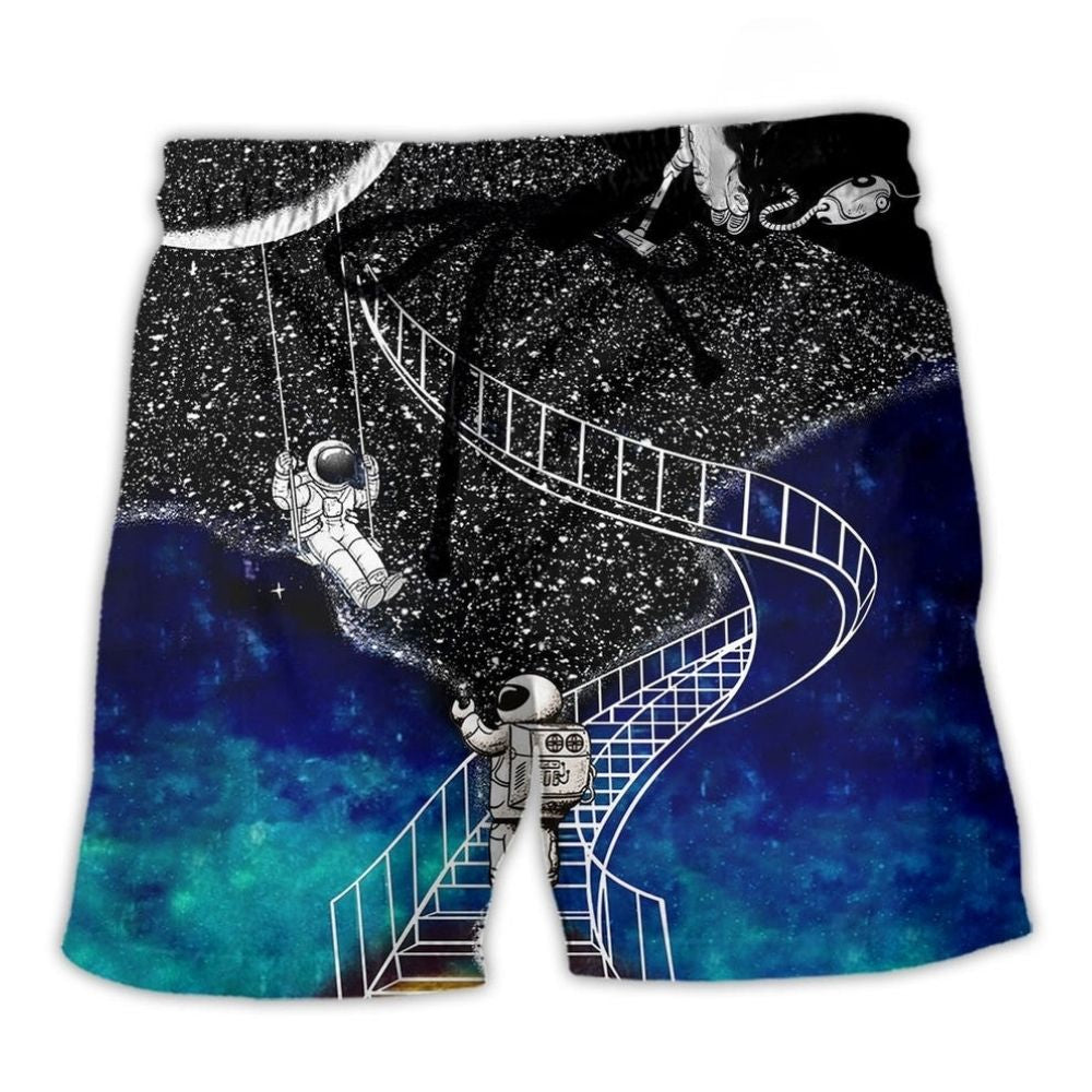 Galaxy Astronaut Climbing To The Moon - Beach Short
