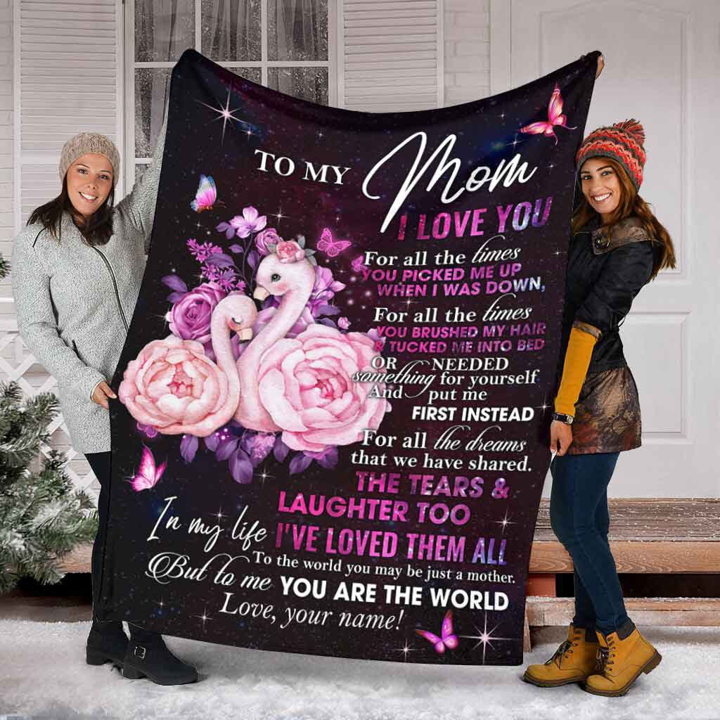 Flamingo To My Mom I Love You The World Personalized Flannel Blanket For Soft Bed Couch And Home Comfort