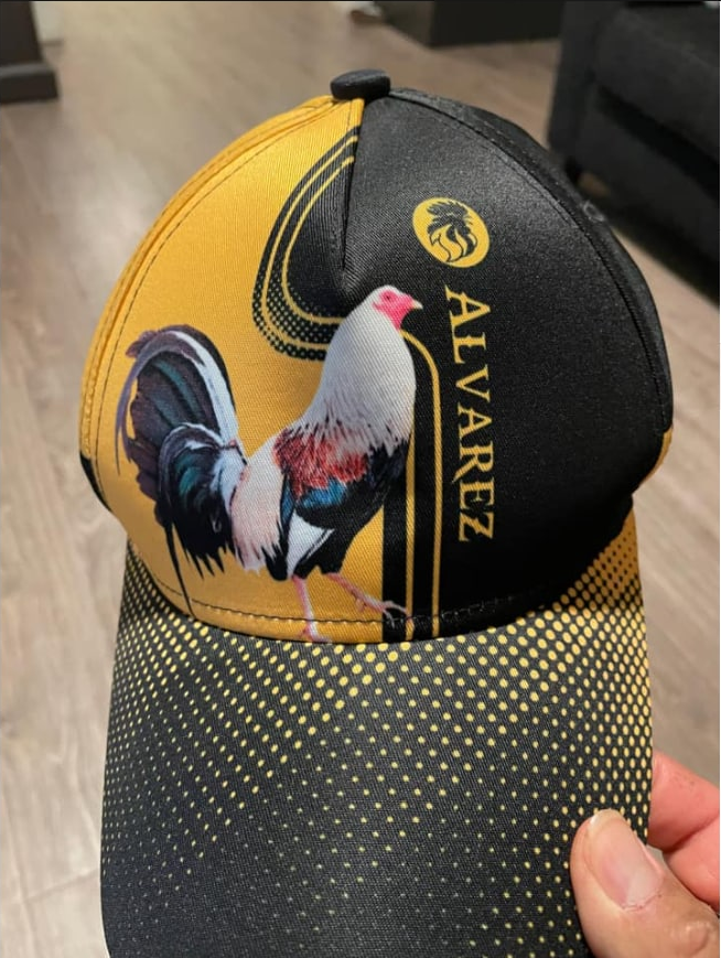 Rooster Yellow Lover Personalized – Classic Cap