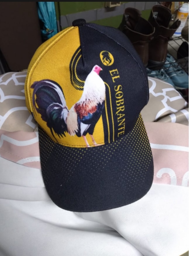 Rooster Yellow Lover Personalized – Classic Cap