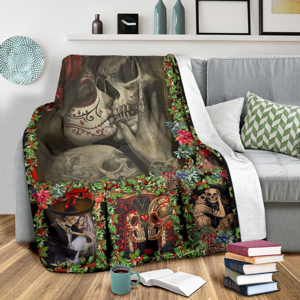 Skull You And Me Christmas Flannel Blanket For Relaxing At Home And Travel