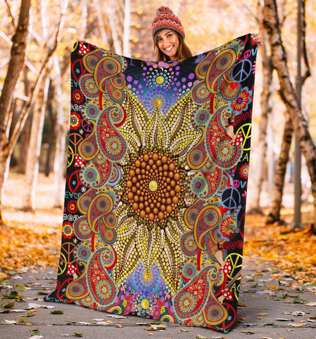 Hippie Soul Floral Beautiful Flannel Blanket For Bed Sofa And Reading Nook Decor