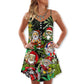 Hippie Santa Holiday Vibes – Women's Summer Sleeveless V-Neck Camisole Dress