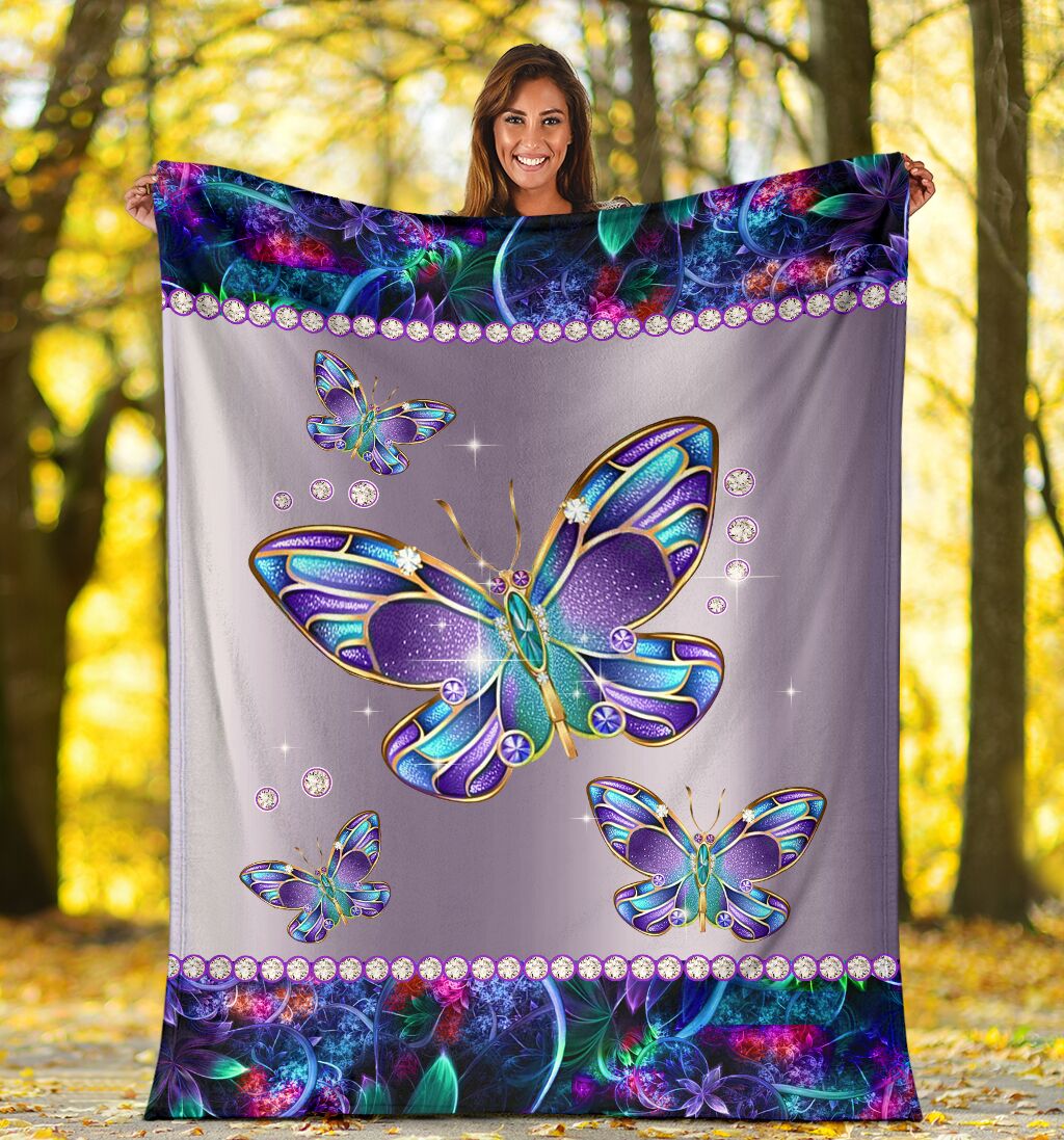 Butterfly Metal Pattern Flannel Blanket For Cozy Home Lounging And Gifting