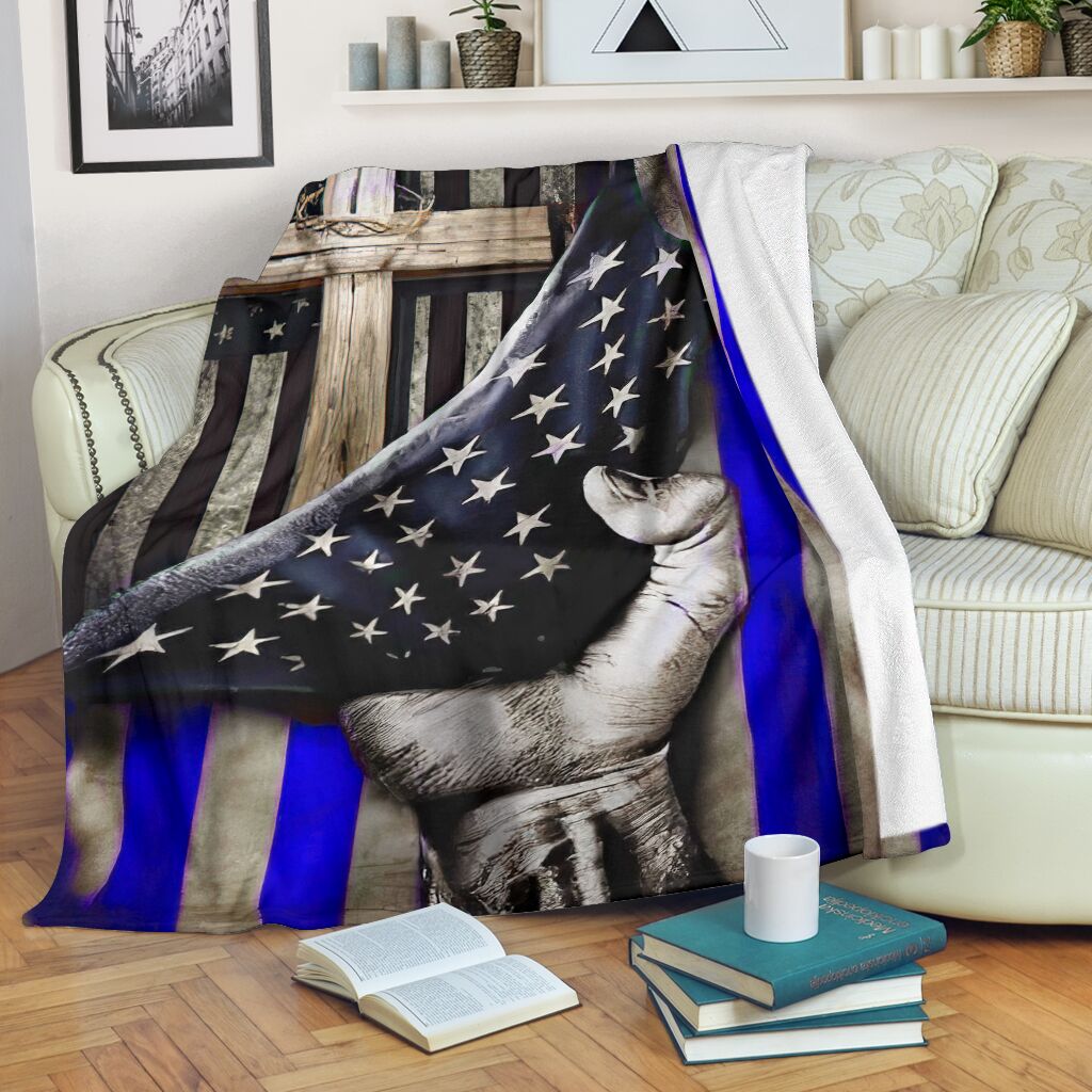 Police Blue Line Flag Flannel Blanket For Warm Home Decor And Relaxation