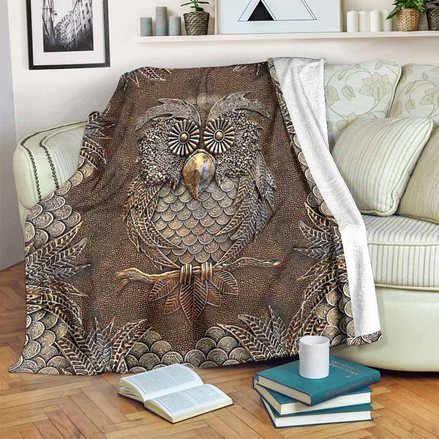 Owl Metal Pattern Flannel Blanket For Cozy Home Lounging And Gifting
