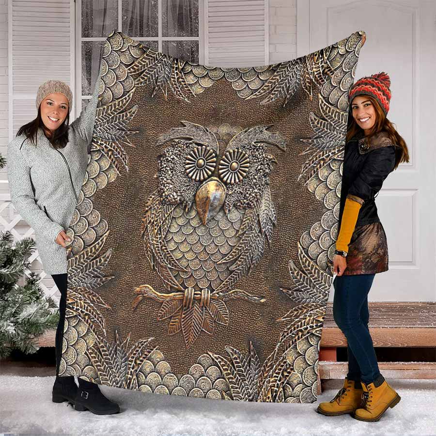 Owl Metal Pattern Flannel Blanket For Relaxing At Home And Travel