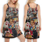 Cats Playing Poker Classic – Women's Summer Sleeveless V-Neck Camisole Dress
