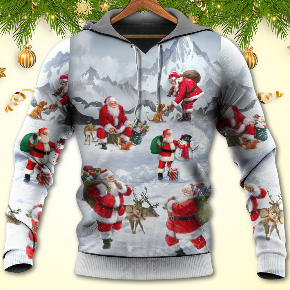 Christmas Santa In Snow Mountain Art Style - Hoodie