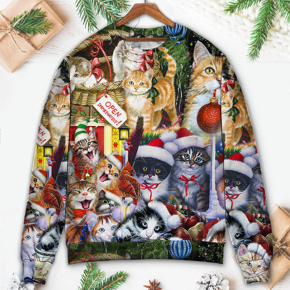 Christmas Cat Love Xmas Art Style – Sweater - Ugly Christmas Sweater