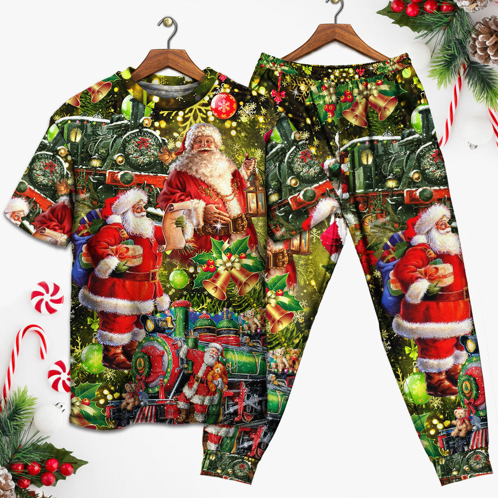 Christmas Xmas Santa Is Coming To You - Pajamas Short Sleeve - Owls Matrix LTD