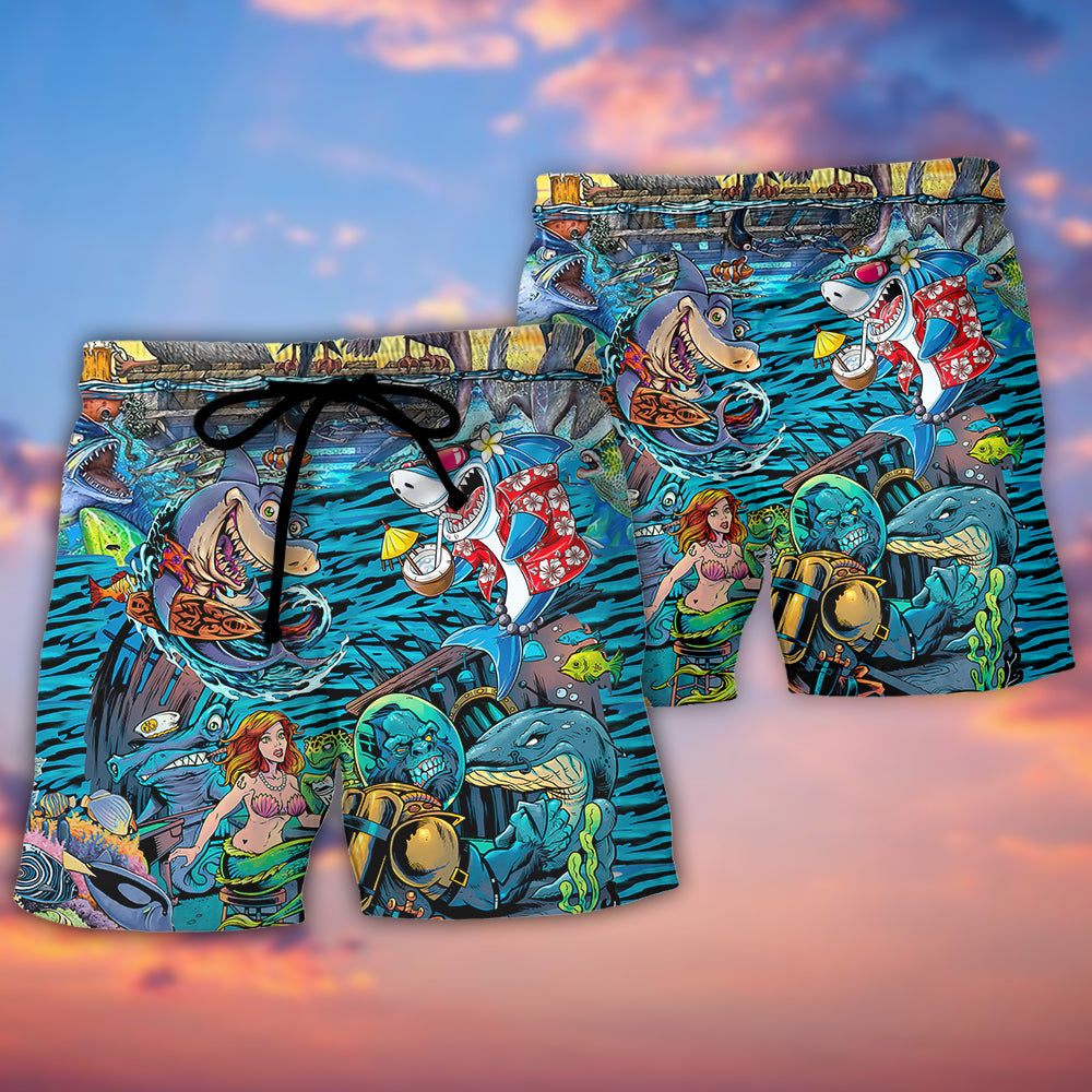 Underwater Shark Bar Scene – Beach Short