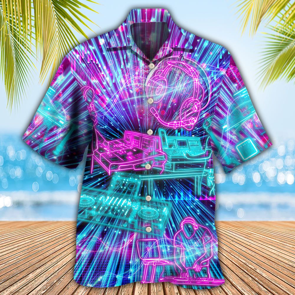 Audio Engineer Neon Soundwave Art – Hawaiian Shirt