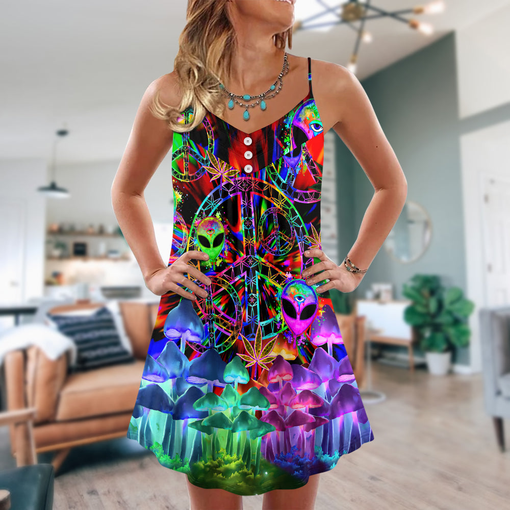 Hippie Alien Peace Colorful – Women's Summer Sleeveless V-Neck Camisole Dress