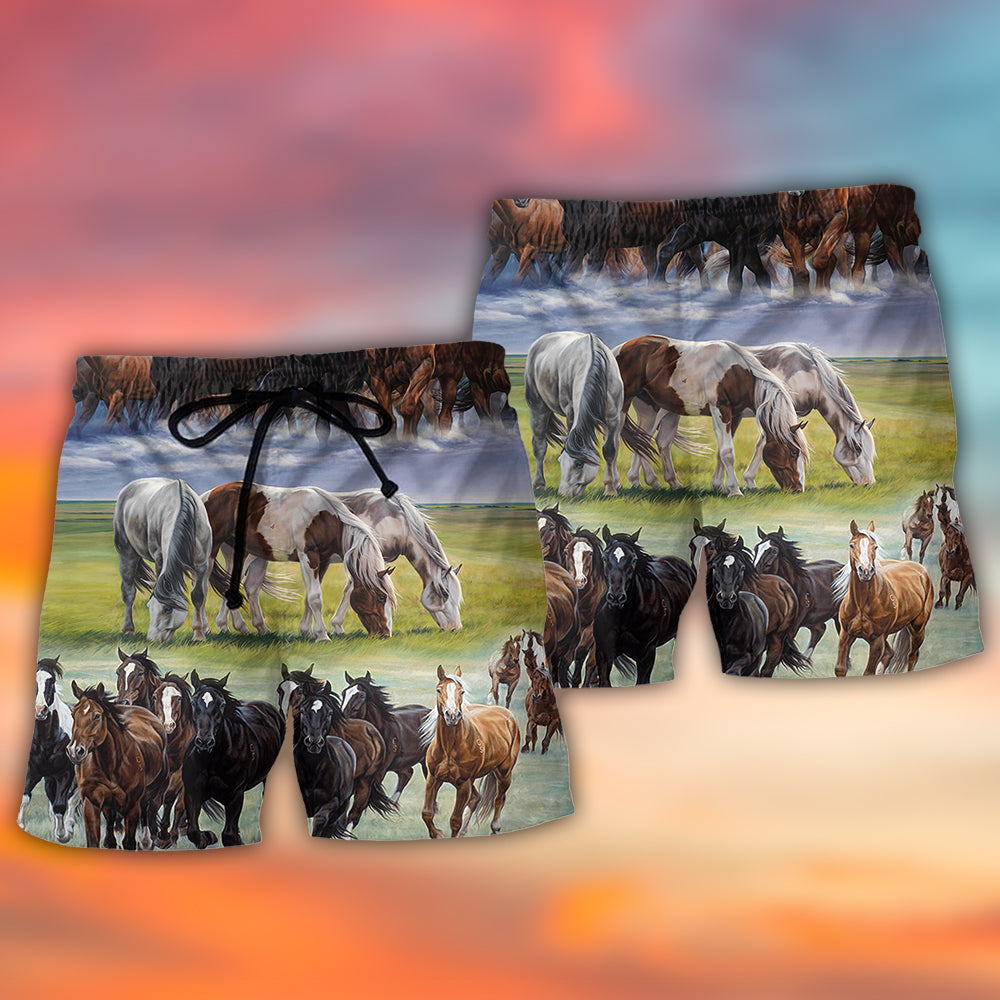 Running Horse Dynamic Painting – Beach Short