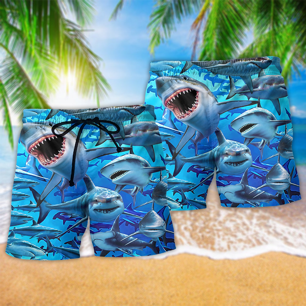 Shark Awesome Ocean Style – Beach Short