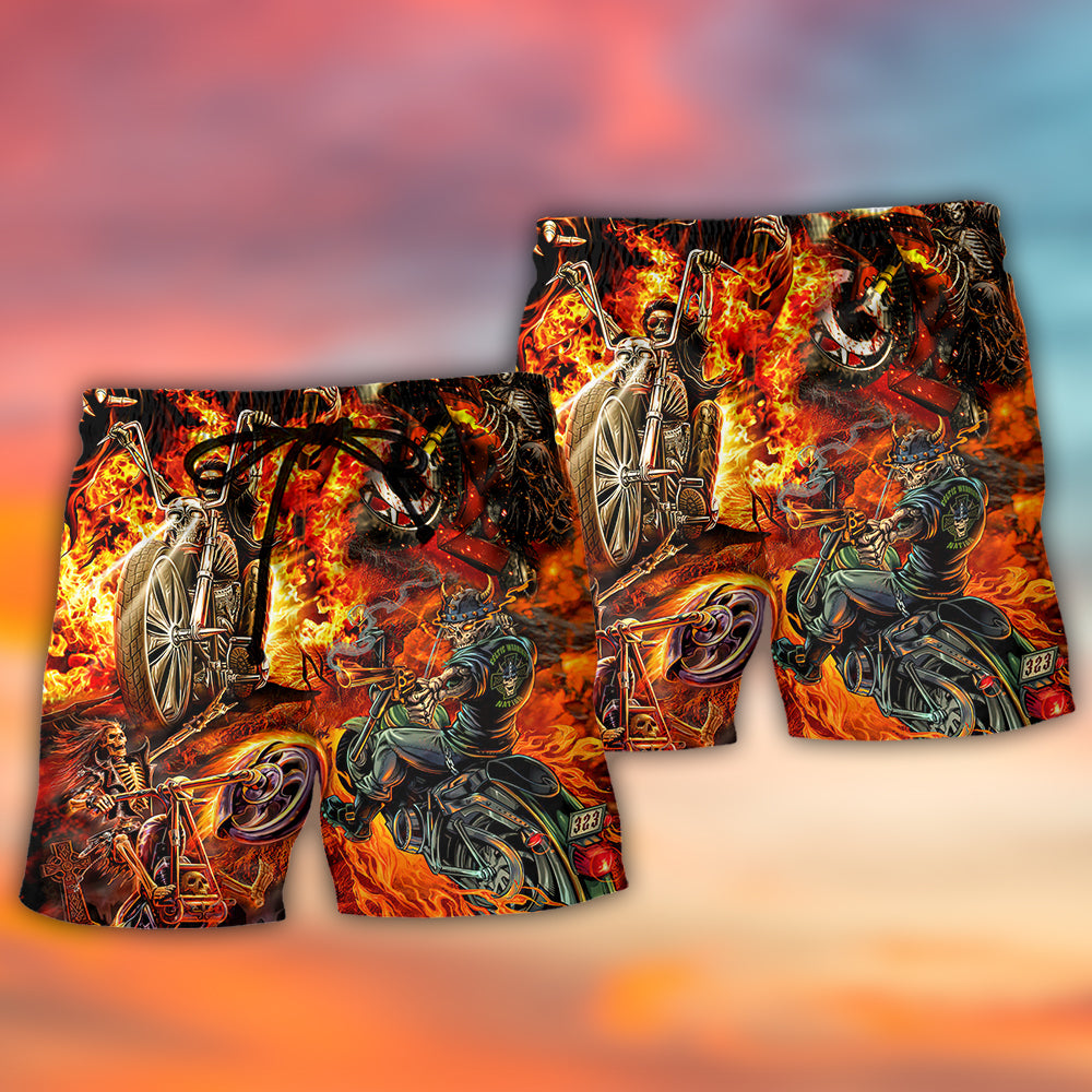 Motorcycle Lover Skull Fire Burning Art Style - Beach Short - Owls Matrix LTD