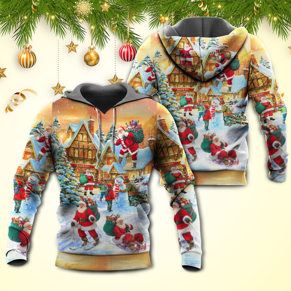 Christmas Santa In Town Xmas Coming - Hoodie