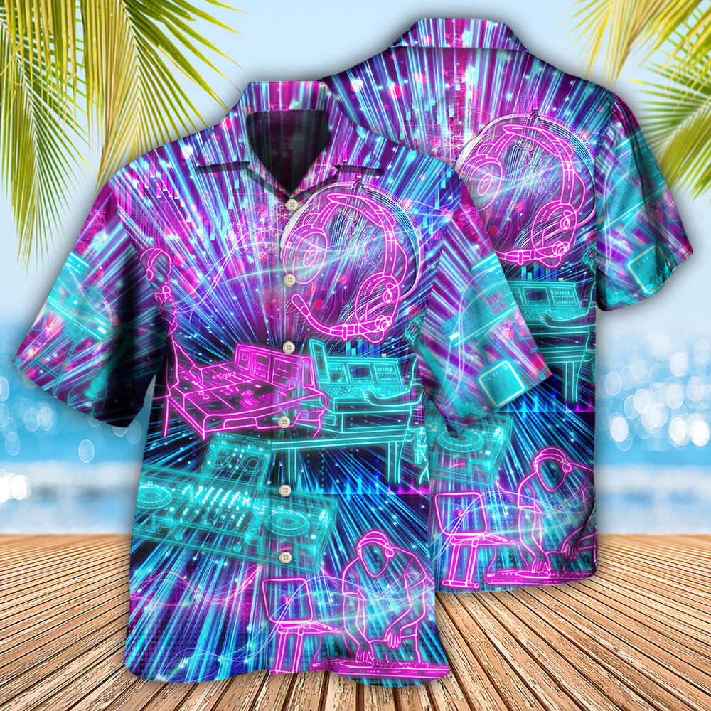 Audio Engineer Neon Soundwave Art – Hawaiian Shirt