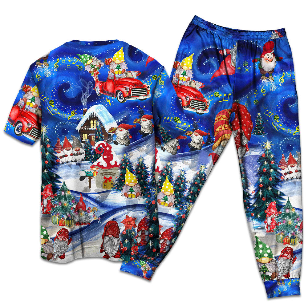 Christmas Hanging With My Gnomies - Pajamas Short Sleeve - Owls Matrix LTD