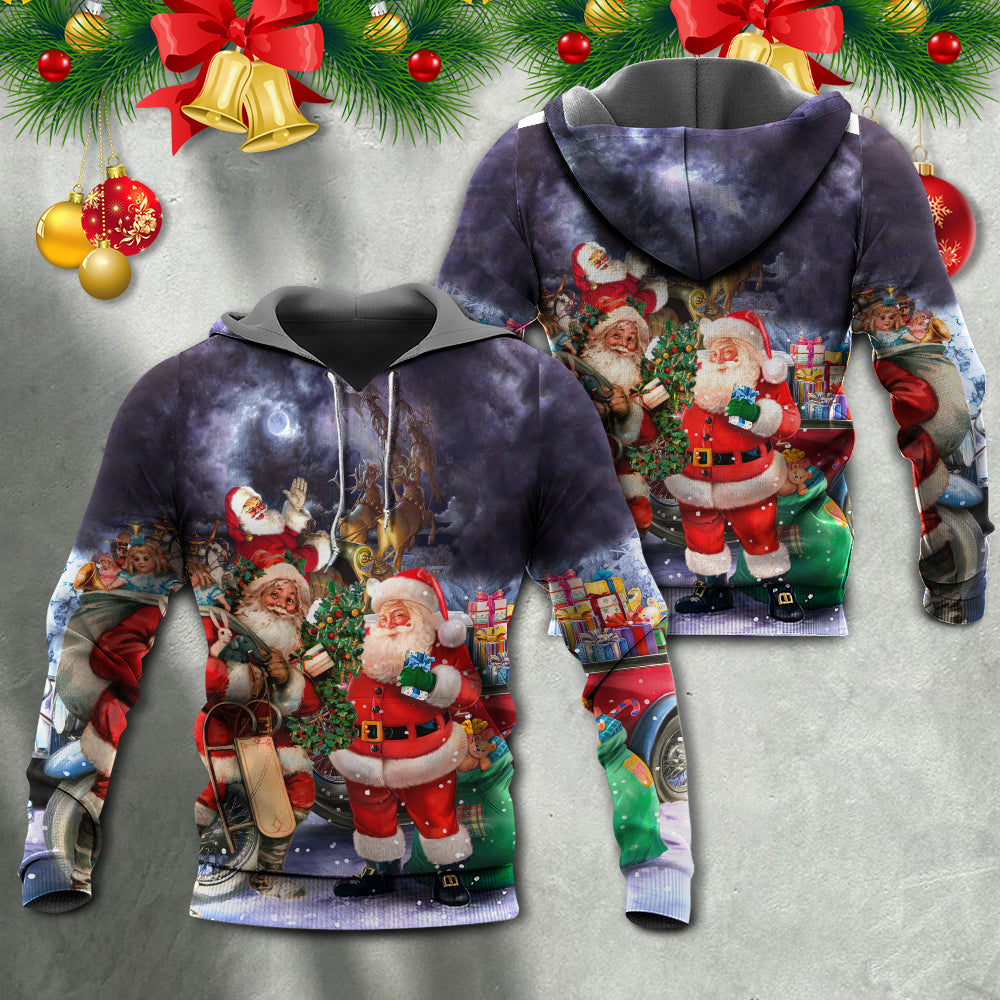 Christmas Light In The Dark Art - Hoodie