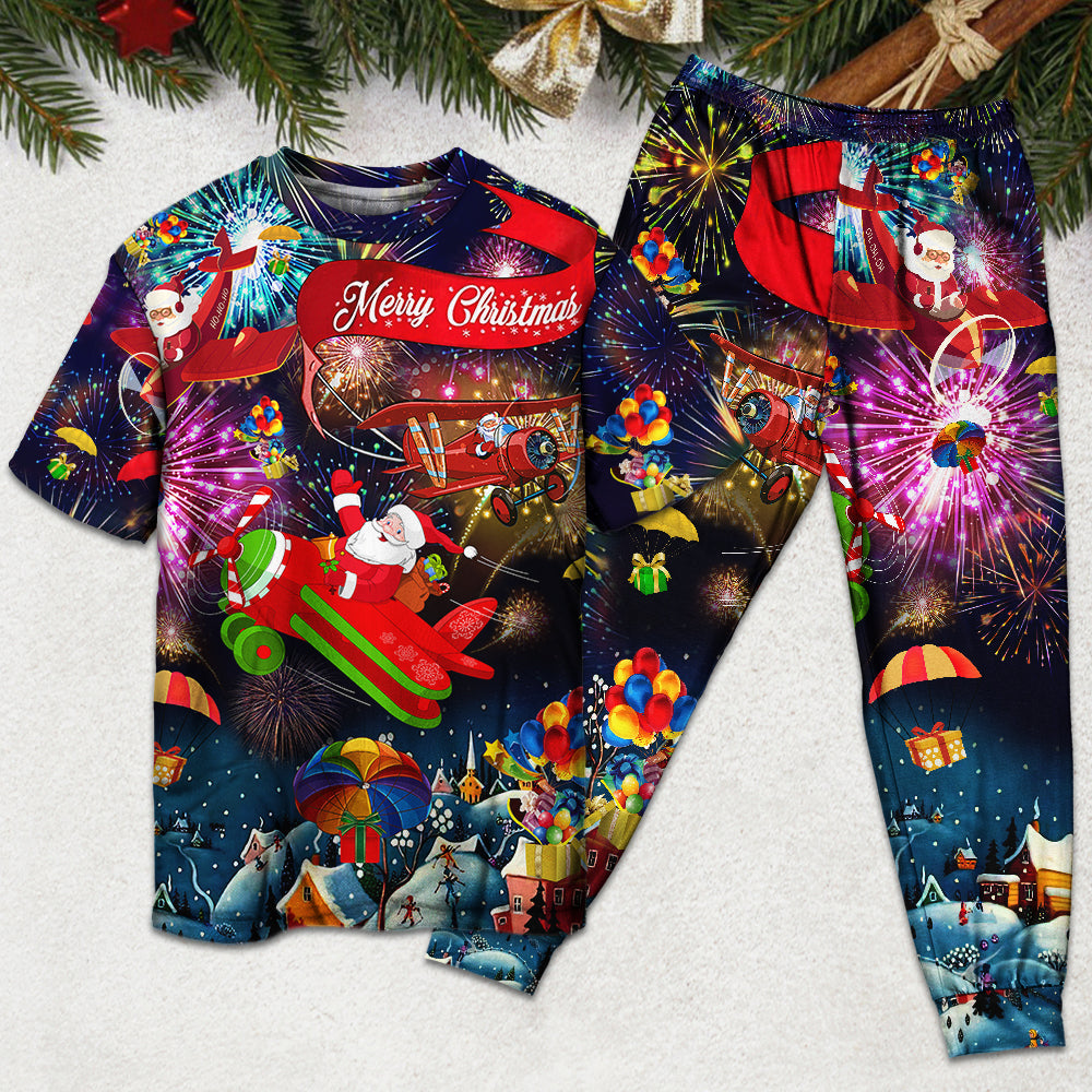 Christmas Spreading Love Santa - Pajamas Short Sleeve - Owls Matrix LTD