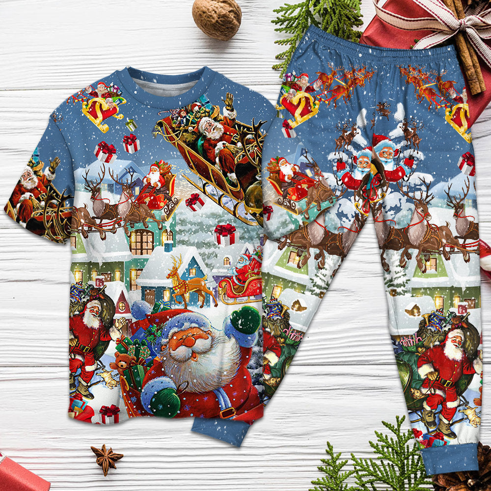 Christmas Say Hi From Santa's Sleigh - Pajamas Short Sleeve - Owls Matrix LTD