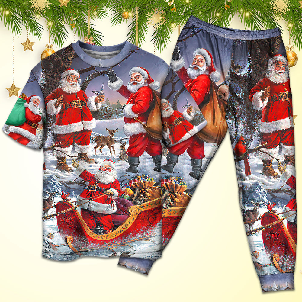 Christmas Funny Santa Claus Happy Xmas Is Coming Amazing Art Style High - Pajamas Short Sleeve - Owls Matrix LTD