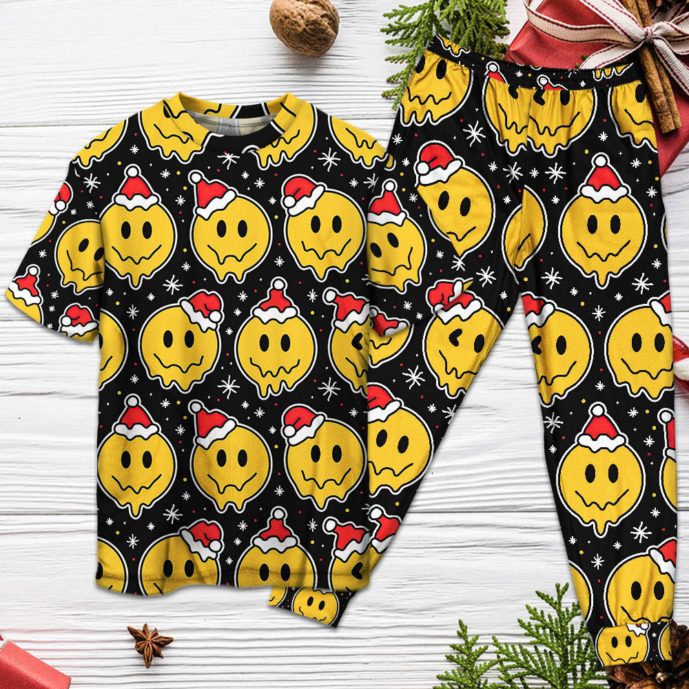 Christmas Smile Happy Face With Santa Hat - Pajamas Short Sleeve - Owls Matrix LTD