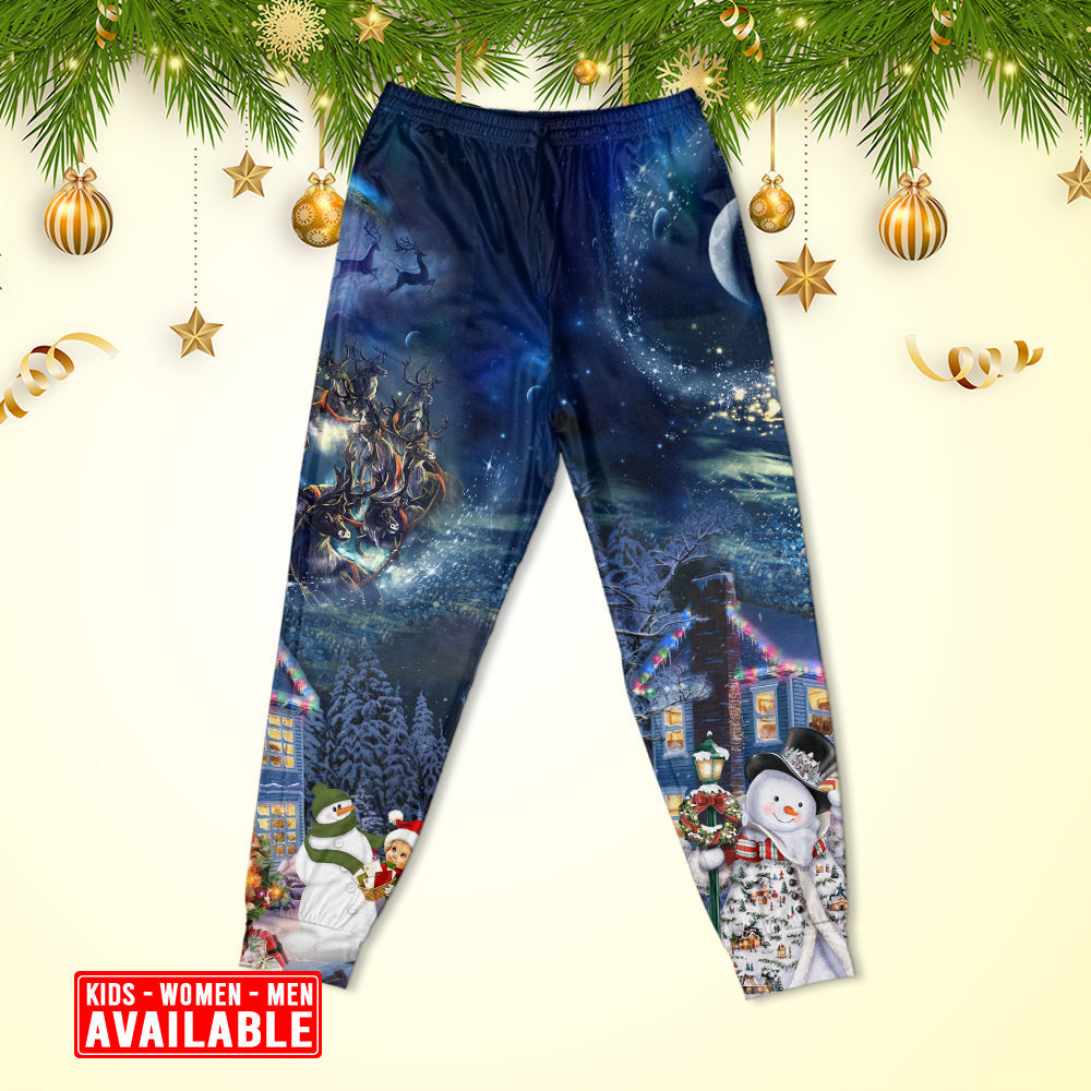 Christmas Santa Claus Family In Love Light Art Style - Pajamas Long Sleeve - Owls Matrix LTD